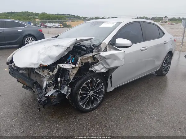 2T1BURHE0HC941421 2017 TOYOTA COROLLA - Image 2