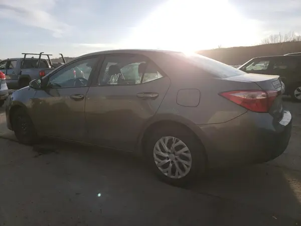 2T1BURHE0HC942911 2017 TOYOTA COROLLA - Image 2