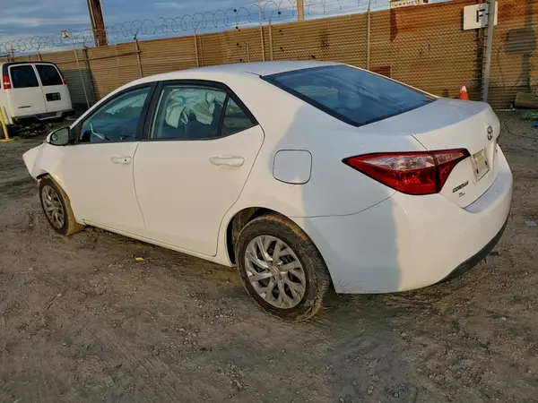 2T1BURHE0HC945534 2017 TOYOTA COROLLA - Image 2