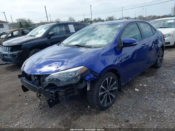 2T1BURHE0JC000489 2018 TOYOTA COROLLA - Image 2