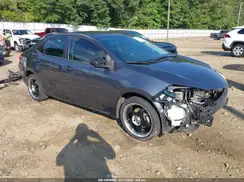 2T1BURHE0JC001593 2018 TOYOTA COROLLA