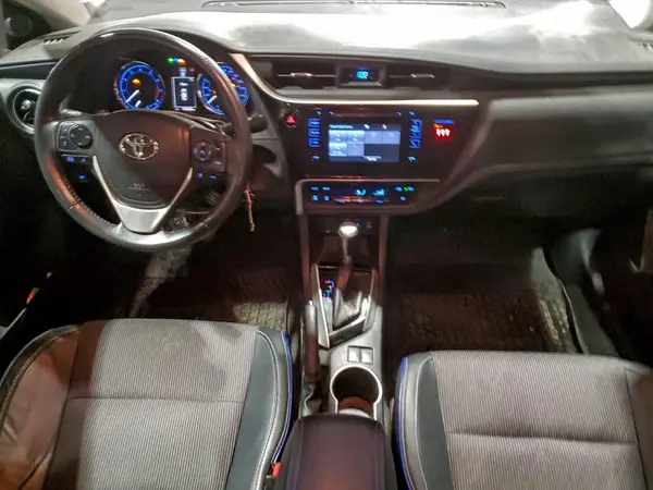 2T1BURHE0JC001979 2018 TOYOTA COROLLA - Image 8