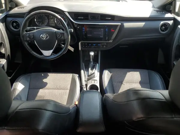 2T1BURHE0JC002503 2018 TOYOTA COROLLA - Image 8
