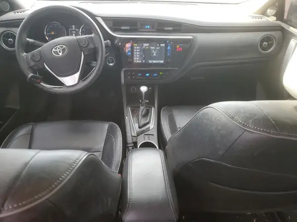 2T1BURHE0JC002615 2018 TOYOTA COROLLA - Image 8