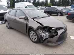 2T1BURHE0JC004560 2018 TOYOTA COROLLA