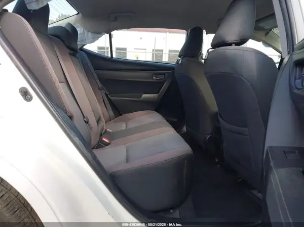 2T1BURHE0JC010603 2018 TOYOTA COROLLA - Image 8