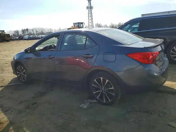 2T1BURHE0JC020872 2018 TOYOTA COROLLA - Image 2