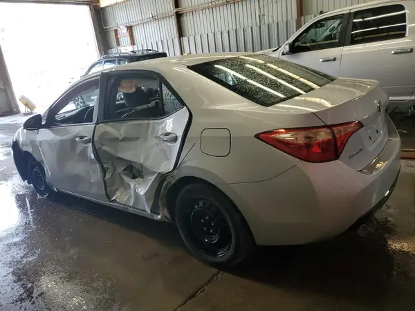 2T1BURHE0JC022900 2018 TOYOTA COROLLA - Image 2