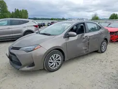 2T1BURHE0JC025733 2018 TOYOTA COROLLA