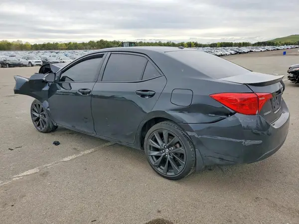 2T1BURHE0JC027241 2018 TOYOTA COROLLA - Image 2