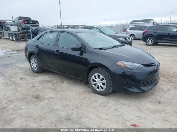 2T1BURHE0JC028678 2018 TOYOTA COROLLA - Image 1