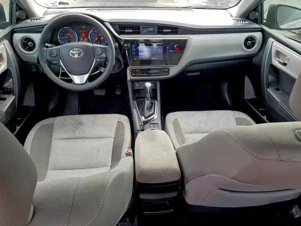 2T1BURHE0JC028924 2018 TOYOTA COROLLA - Image 8