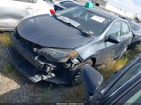 2T1BURHE0JC037834 2018 TOYOTA COROLLA - Image 2