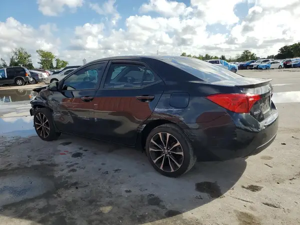 2T1BURHE0JC043777 2018 TOYOTA COROLLA - Image 2
