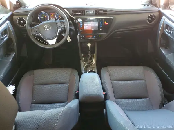 2T1BURHE0JC044055 2018 TOYOTA COROLLA - Image 8