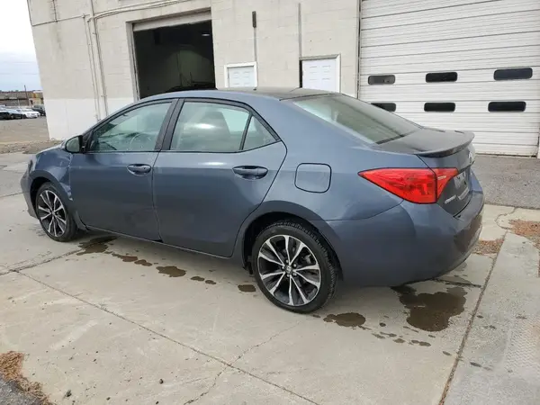 2T1BURHE0JC044380 2018 TOYOTA COROLLA - Image 2