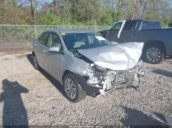 2T1BURHE0JC045528 2018 TOYOTA COROLLA - Image 1