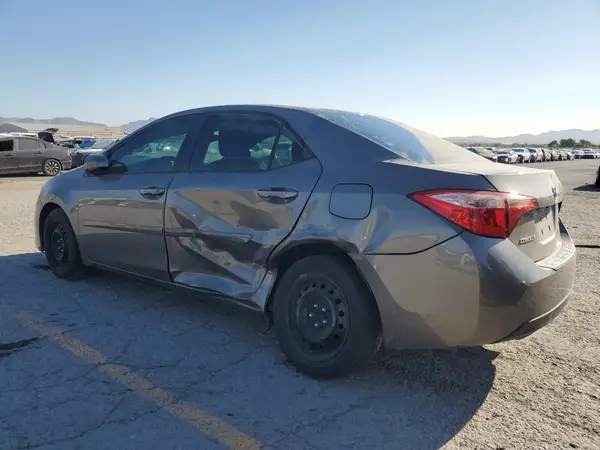 2T1BURHE0JC046307 2018 TOYOTA COROLLA - Image 2