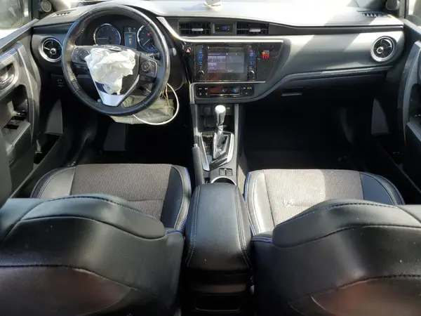 2T1BURHE0JC049921 2018 TOYOTA COROLLA - Image 8