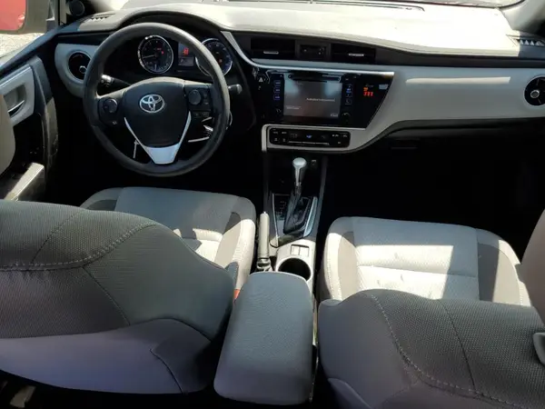 2T1BURHE0JC050597 2018 TOYOTA COROLLA - Image 8