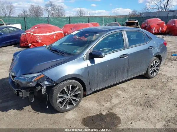 2T1BURHE0JC052320 2018 TOYOTA COROLLA - Image 2