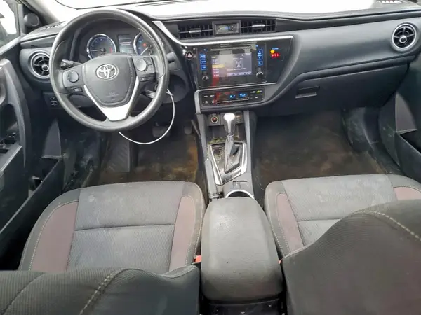 2T1BURHE0JC055010 2018 TOYOTA COROLLA - Image 8