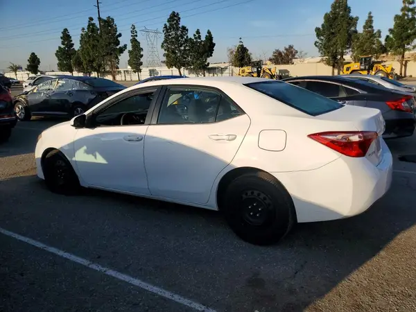 2T1BURHE0JC056920 2018 TOYOTA COROLLA - Image 2
