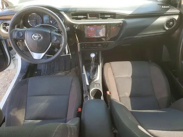 2T1BURHE0JC057744 2018 TOYOTA COROLLA - Image 8