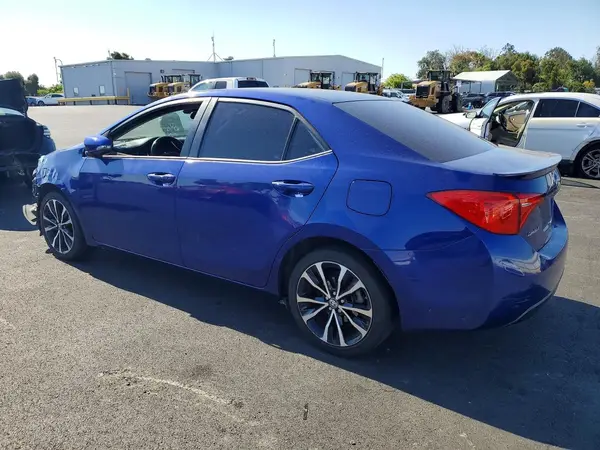 2T1BURHE0JC060580 2018 TOYOTA COROLLA - Image 2