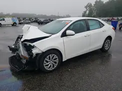 2T1BURHE0JC065620 2018 TOYOTA COROLLA