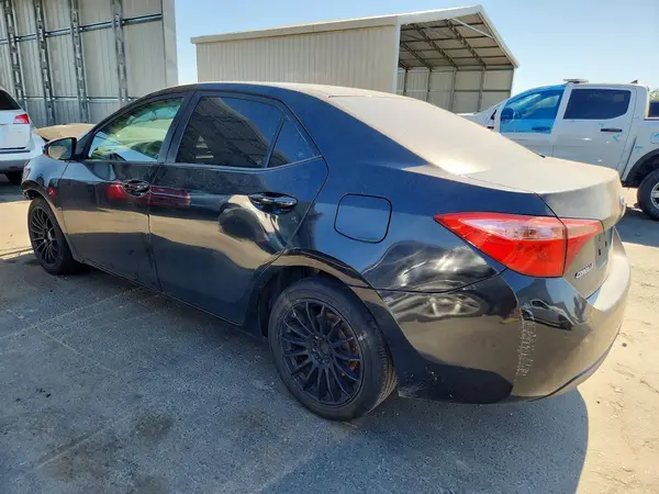2T1BURHE0JC066251 2018 TOYOTA COROLLA - Image 2