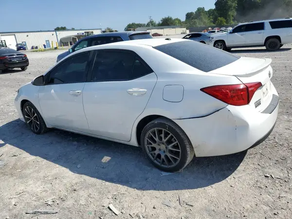 2T1BURHE0JC066430 2018 TOYOTA COROLLA - Image 2
