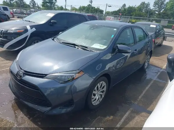 2T1BURHE0JC069246 2018 TOYOTA COROLLA - Image 2