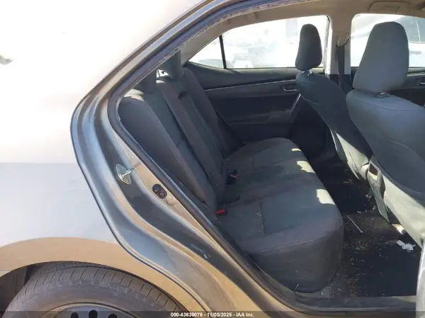 2T1BURHE0JC074642 2018 TOYOTA COROLLA - Image 8