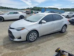 2T1BURHE0JC076200 2018 TOYOTA COROLLA