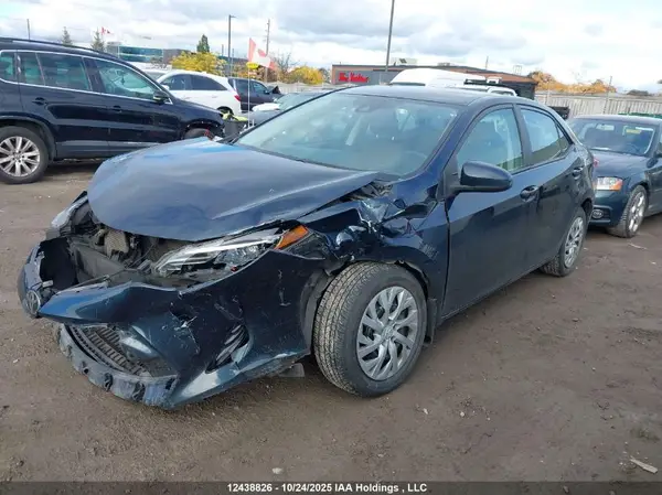 2T1BURHE0JC078156 2018 TOYOTA COROLLA - Image 2