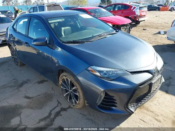2T1BURHE0JC081848 2018 TOYOTA COROLLA - Image 1