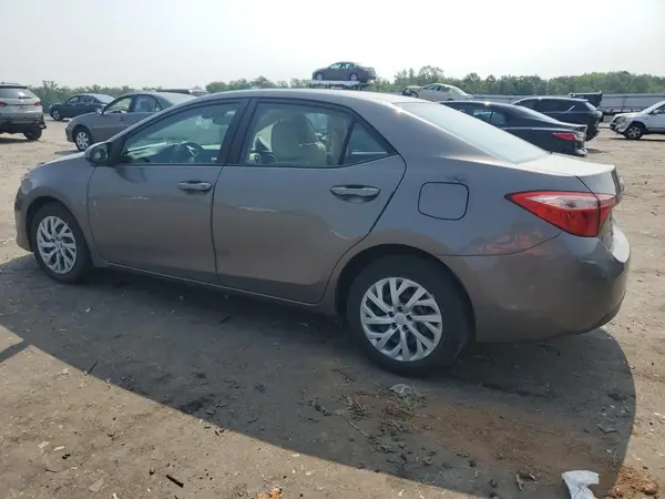 2T1BURHE0JC082403 2018 TOYOTA COROLLA - Image 2