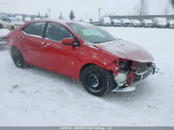 2T1BURHE0JC082711 2018 TOYOTA COROLLA - Image 1