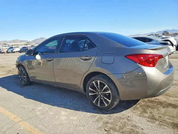 2T1BURHE0JC088010 2018 TOYOTA COROLLA - Image 2