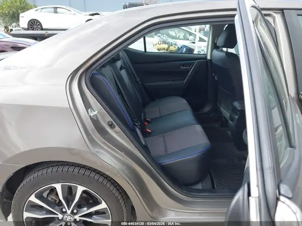 2T1BURHE0JC088900 2018 TOYOTA COROLLA - Image 8