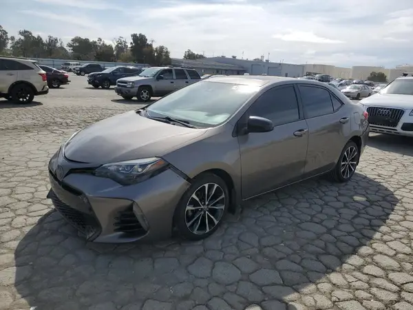 2T1BURHE0JC091862 2018 TOYOTA COROLLA - Image 1