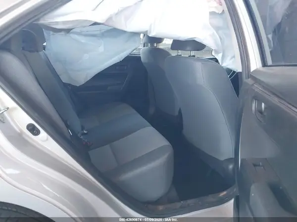 2T1BURHE0JC093398 2018 TOYOTA COROLLA - Image 8