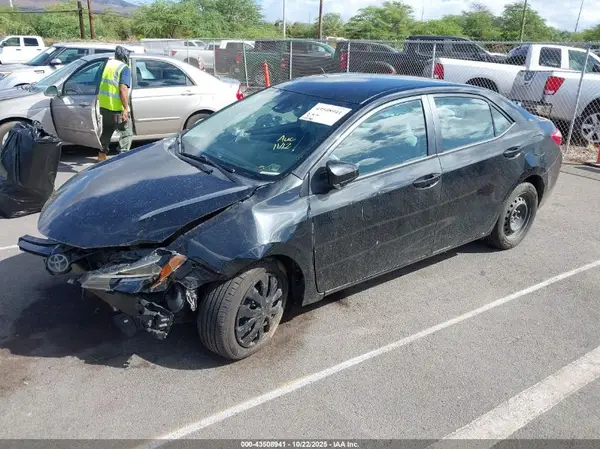 2T1BURHE0JC093983 2018 TOYOTA COROLLA - Image 2