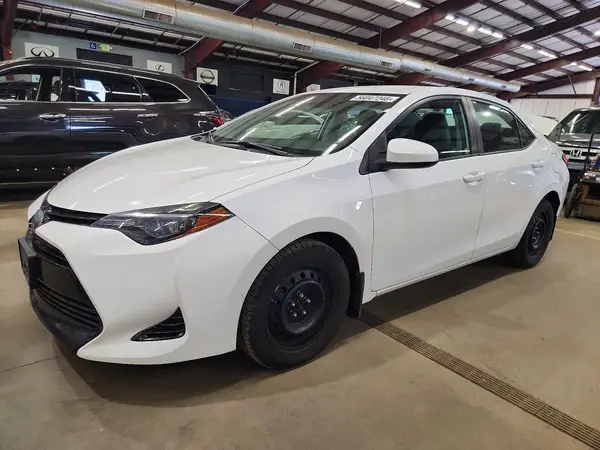 2T1BURHE0JC094969 2018 TOYOTA COROLLA - Image 1