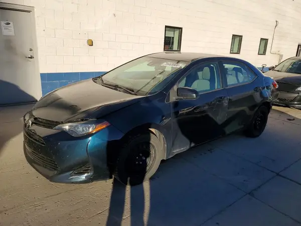 2T1BURHE0JC095281 2018 TOYOTA COROLLA - Image 1