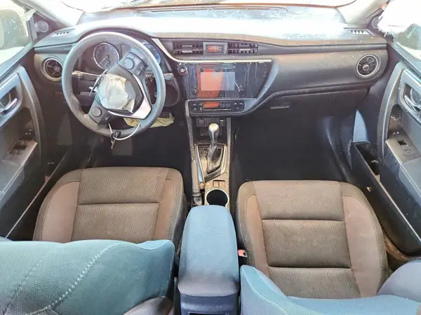 2T1BURHE0JC095569 2018 TOYOTA COROLLA - Image 8