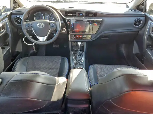 2T1BURHE0JC097001 2018 TOYOTA COROLLA - Image 8