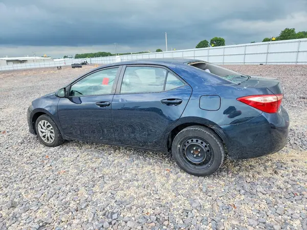 2T1BURHE0JC099055 2018 TOYOTA COROLLA - Image 2