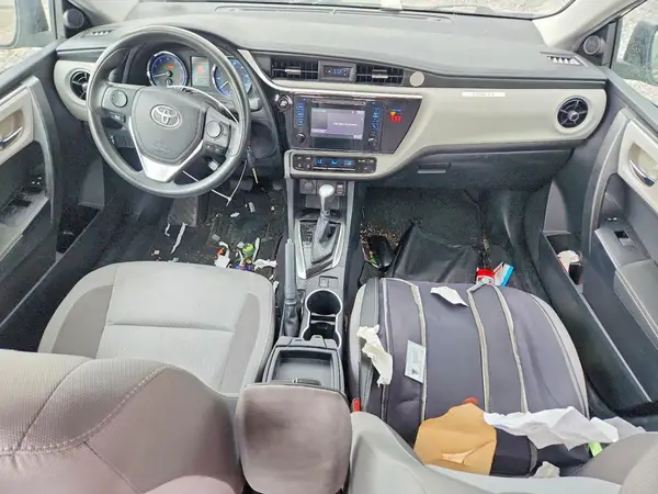 2T1BURHE0JC099055 2018 TOYOTA COROLLA - Image 8